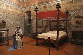Palazzo Davanzati An Ancient Florentine Home European Fashion Summer House Museum Medieval Drawings