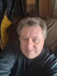 It would be great to catch up with anyone who remembers me vaguely or  otherwise hung out or attended the same classes with me. I attended Vandyke  years 79-84 or thereabouts. Also,