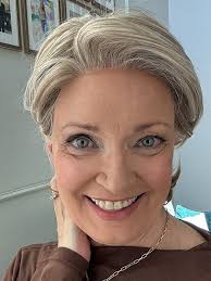 Naomi Wig by Jon Renau