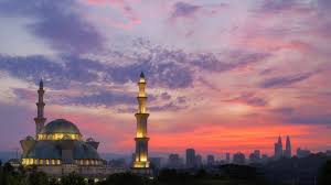 Shah alam malaysia terletak di 6959.10 km barat laut dari mekah. Tahukah Anda Perubahan Warna Alam Adalah Mengikut Masuknya Waktu Solat Anak Bapak