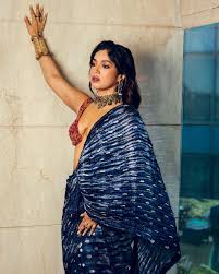 Bhumi Pednekar Exposes Breasts In Boldest Ever Blouse Iron Rod In Blouse  Holds Cleavage Sexysexiezpix Web Porn