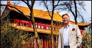 Marcel boekhoorn (born 30 october 1959, nijmegen, netherlands) is a dutch investor with a wide array of business interests.mr boekhoorn's estimated current net worth stands at €1.3 billion ($1.5 billion), making him one of the wealthiest entrepreneurs in the netherlands. Marcel Boekhoorn Is Supertrots Op Zijn Panda S In Ouwehands Dierenpark Panda S In Ouwehands Gelderlander Nl