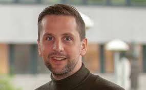 MAGASIN FOR TIME HØYRE