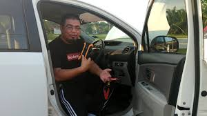 Cara nak hidupkan kereta bateri kong pakai power bank. Start Kereta Guna Power Bank Youtube