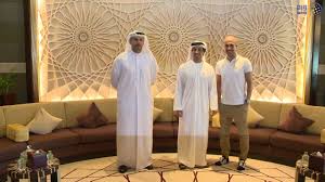 اخبار نادي مانشستر سيتي manchester city ، المملوك لرجل الأعمال الإماراتي الشيخ منصور بن زايد ال نهيان، بطل الدوري الانجليزي عام 2012 و2015 و2018 و2019، يعد من أكبر أندية العالم في الميركاتو وسوق الانتقالات منذ عام 2010 حتى الآن، ونجح. Ù…Ù†ØµÙˆØ± Ø¨Ù† Ø²Ø§ÙŠØ¯ ÙŠØ³ØªÙ‚Ø¨Ù„ Ø¨ÙŠØ¨ Ø¬ÙˆØ§Ø±Ø¯ÙŠÙˆÙ„Ø§ Ù…Ø¯Ø±Ø¨ Ù†Ø§Ø¯ÙŠ Ù…Ø§Ù†Ø´Ø³ØªØ± Ø³ÙŠØªÙŠ Youtube