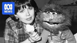Former children's TV host Fiona MacDonald dies aged 67 after motor neurone  disease diagnosis : r/australia