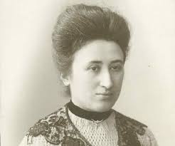 Membantah Mitos Rosa Luxemburg dan Kaum Bolshevik