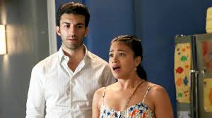La saison 3 de la série jane the virgin, sortie en 2014 dans la catégorie comédie drame romance , n'est autre qu'un épique groupement d'épisodes très bien produites et écrites dans les moindre détails. Jane The Virgin Saison 5 Le Retour Choc D Un Personnage Enfin Explique Spoilers News Series A La Tv Allocine