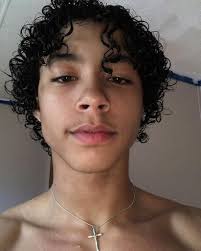 Post your curly haired questions or awesome curly haired do's! Cute Boys With Curly Hair 13 Years Novocom Top
