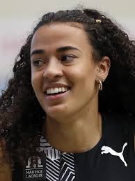 See what ilidio kambundji (ikambundji) has discovered on pinterest, the world's biggest collection of ideas. Schweizer Em Hoffnung Ihr Trainer Nennt Es Den Kambundji Effekt Jetzt Rockt Ditaji Die Grosse Leichtathletik Buhne