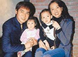 本功夫mv里是《施公奇案》的黄天霸。我正看这97年的电视剧，从第一集就爱上了黄天霸。也很喜欢焦哥唱的功夫。 this mv is about huang tian ba from the 1997th tv series shi gong qi an. ç„¦æ©ä¿Šå'æ–‡èªæ…§çš„å¥³äººè¾›è‹¦äº† ä¸ŽäºŒå©šå¦»å­å„çŽ©å„çš„ é˜¿æ³¢ç½—æ–°é—»ç½'