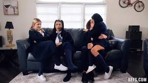 Please Fuck My Friends - Roxie Sinner, Bianca Bangs, Jill Taylor | PornWex