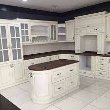 معمل المنيوم تفاحة كاونترات ابواب شبابيك Pvc احدث المطابخ التركية Photos Facebook