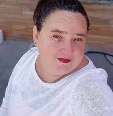 Renee Edmonds's Instagram, Twitter & Facebook