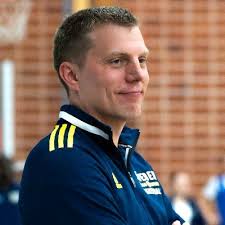 Mark McLaughlin (@Results_Period)