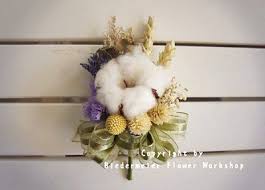pin by aileemar on flower gifts flower gift flowers hanukkah wreath