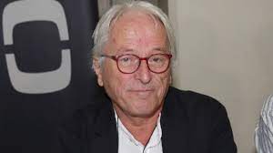Jiří lábus (born january 26, 1950 in prague) is a czech actor.1 his brother is the czech architect ladislav lábus.2. Jako Vejce Vejci Takhle Vypada Bratr Legendarniho Rumburaka Jiriho Labuse Zivotvcesku Cz