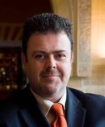 A modo de que conozcáis un poco más cómo funciona Granada CB queremos  hablaros de nuestro Comité de Expertos.👏 Hoy presentamos a Ignacio Durán  Caffarena, presidente del Comité de Expertos y representante