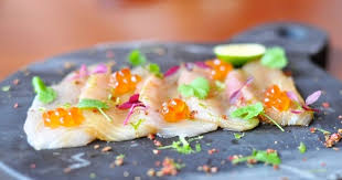 What To Do In Singapore And Where To Eat Couple In The Kitchen Travel Food International Recipes Cuisine Recipes
