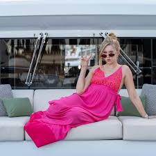 Ela fingiu ser rica na internet e acabou virando: Peguei um jatinho