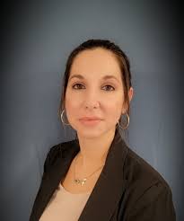 Evelyn Riddle's Instagram, Twitter & Facebook