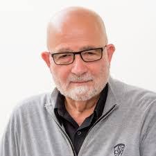 Donna Digiovanni's Instagram, Twitter & Facebook