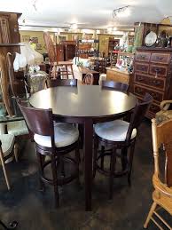 Round Pub Table With 4 Swivel Chairs Round Pub Table Kitchen Design Kitchen Dining Room