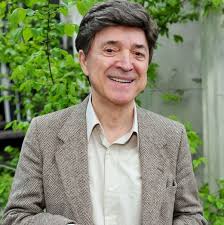 W xxi wieku muzyki można słuchać na wielu urządzeniach. Radom Warszawa Jerzy Polomski Skonczyl 75 Lat Echo Dnia Radomskie