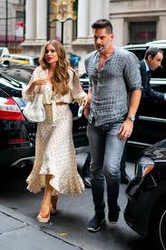 Sofia vergara and joe manganiello first met in may 2014, while sofia was engaged to another man. Sofia Vergara And Joe Manganiello Enjoy A Dinner Date At Avra In New York City 170719 4