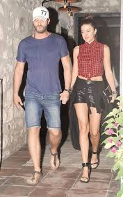 Maybe you would like to learn more about one of these? Kivanc Tatlitug And Basak Dizer Actrice Turque Actrice Vetements