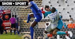 4,076,078 likes · 173,870 talking about this. Porto Verteidiger Nanu Hat Eine Ruckenmarksverletzung Beim 0 0 Gegen Den Fc Porto Hatte Sich Verteidiger Nanu Der Beim 0 0 Gegen Den Fc Belenensesch Gegen Den Torwart Des Gegners Stanislaw Kritzjuk Verletzt Hatte Verletzt