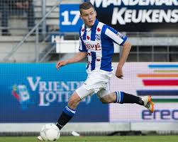 Alfreð finnbogason (born 1 february 1989) is an icelandic footballer who plays as a striker for sc heerenveen. Alfred Spiladi Liklega Sinn Sidasta Leik Fyrir Heerenveen I Gaer Visir