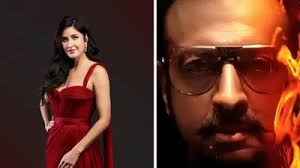 Hot deleted scene of Katrina Kaif, Gulshan Grover from Boom continues to  get good views #watch
