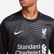 Bagusnya software ini bisa memilih jenis baju. Grafis Labirin Unik Di Jersey Kiper Liverpool Lazone Id