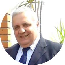 Coordinador del Rectorado, doctor Gilberto Paredes