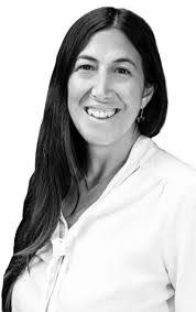 Mitzi Hubbard's Instagram, Twitter & Facebook