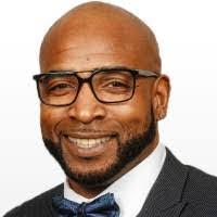 Robin Loder's Instagram, Twitter & Facebook