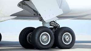 3つ → タイヤが1列で片側にドアが3つの飛行機へ タイヤが1列で、片側にドアが4つの飛行機 ドアの配置と垂直尾翼の形と機首の形に着目して、以下のどれに当てはまるかを見分けましょう。 ç«‹ã¡å…¥ã‚ŠåŽ³ç¦ æœ€å…ˆç«¯ èˆªç©ºæ©Ÿã‚¿ã‚¤ãƒ¤ ã®ç§˜å¯† ç´ æ æ©Ÿæ¢° é‡é›» æ±æ´‹çµŒæ¸ˆã‚ªãƒ³ãƒ©ã‚¤ãƒ³ ç¤¾ä¼šã‚'ã‚ˆãã™ã‚‹çµŒæ¸ˆãƒ‹ãƒ¥ãƒ¼ã‚¹