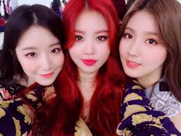 Soojin & shuhua cute moments. Shuhua Soojin And Gi Dle Image 6266893 On Favim Com