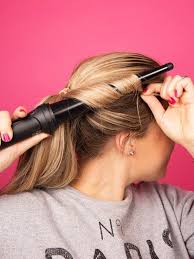 Mit Diesem Trick Bekommst Du In Einer Minute Die Perfekten Beach Waves Beach Waves Frisur Locken Mit Lockenstab Locken Machen