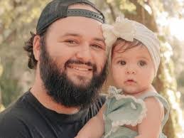 Eric Helmick's Instagram, Twitter & Facebook