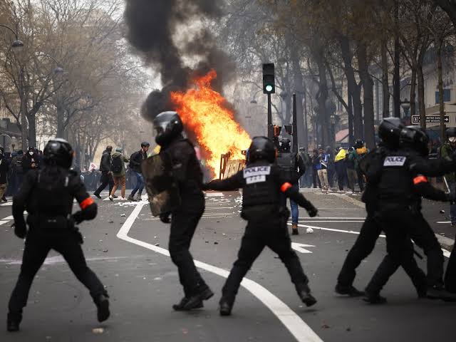 Estallido social en Francia | Opinión | EL PAÍS