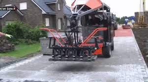 Brick Laying Machine Gif By Jon Brick Laying Machine Gif Https S3 Us West 1 Amazonaws Com H G Machine2 Gifpreviously Http Ww Brick Laying Machine Stone