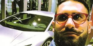 Il tragico incidente a Vittoria, l'addio al motociclista