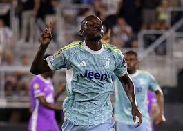 Laura gaitan desnuda so the session turned into an