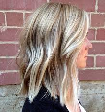 Blunt and choppy, polished and tousled, with bangs and without them, you can pull off many hairstyles, boosting your hair volume and flattering your face shape. 70 Devastatingly Cool Haircuts For Thin Hair