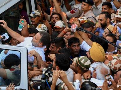 india bloc protest live updates save democracy march election commission vote chori priyanka gandhi rahul gandhi mamata banerjee gyanesh kumar, poll body chief