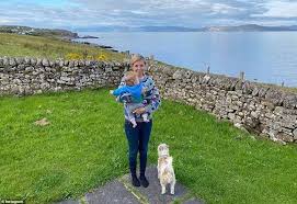 Carrie symonds took to instagram for a double pronged announcement when she and prime minister boris johnson got engaged and fell pregnant and, today, the couple welcomed their first child. Carrie Symonds 32 Shares Photos Of Pm Hiking With Wilfred In A Baby Sling Express Informer
