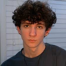 Derek Quezada's Instagram, Twitter & Facebook