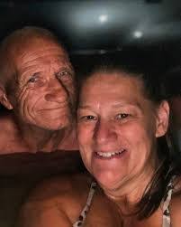 Lisa Elwell's Instagram, Twitter & Facebook